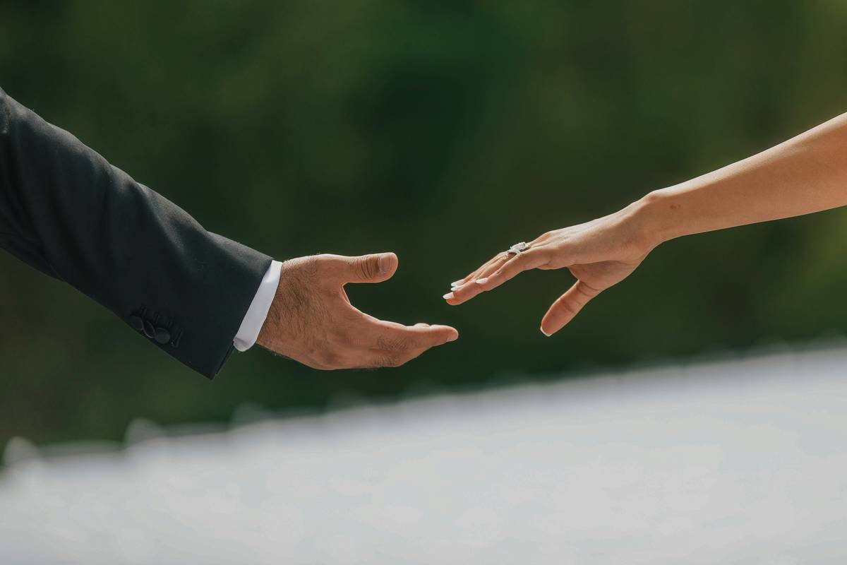 Joint Credit Card Payment Obligations: What You Need to Know Before Saying "I Do" Financially