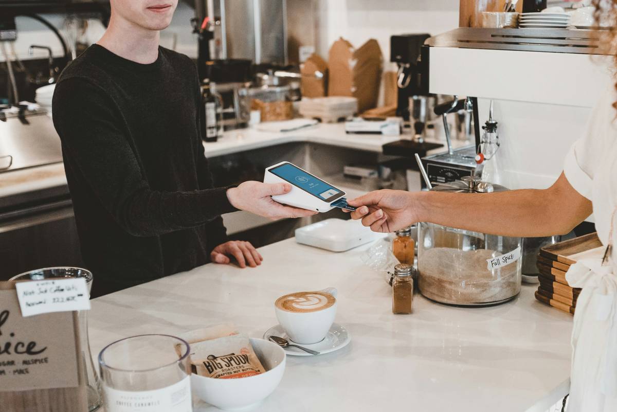 What You Need to Know About Joint Credit Card Liability Agreements (And Why It Matters)
