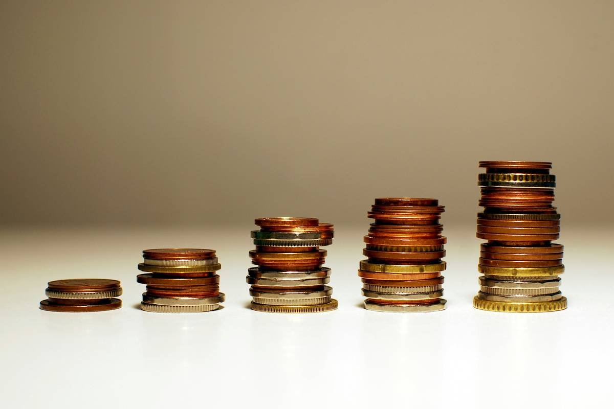 Joint Credit Card Rewards Guide: Maximize Points Together Without the Drama